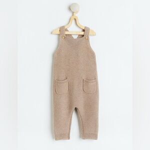NWT H&M Boys Tan Knit Overalls, Sz 2T, never worn